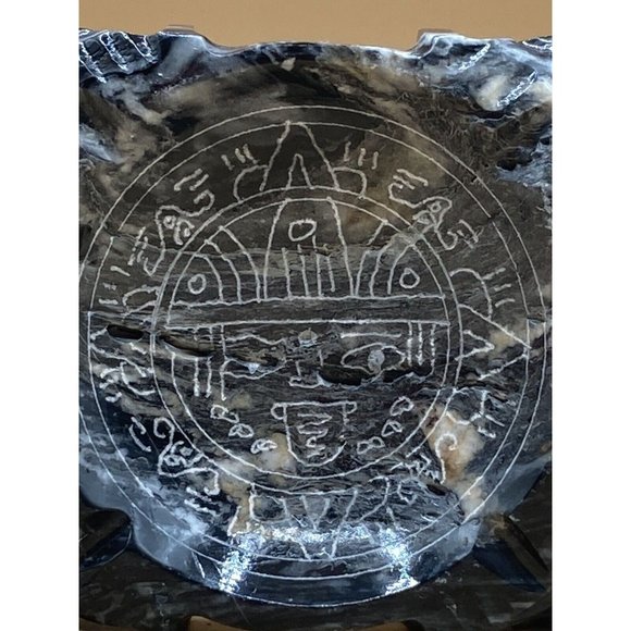 Mexican Folk Art Aztec Mayan Grey Marble Etched Carved Design Ashtray - Picture 2 of 9